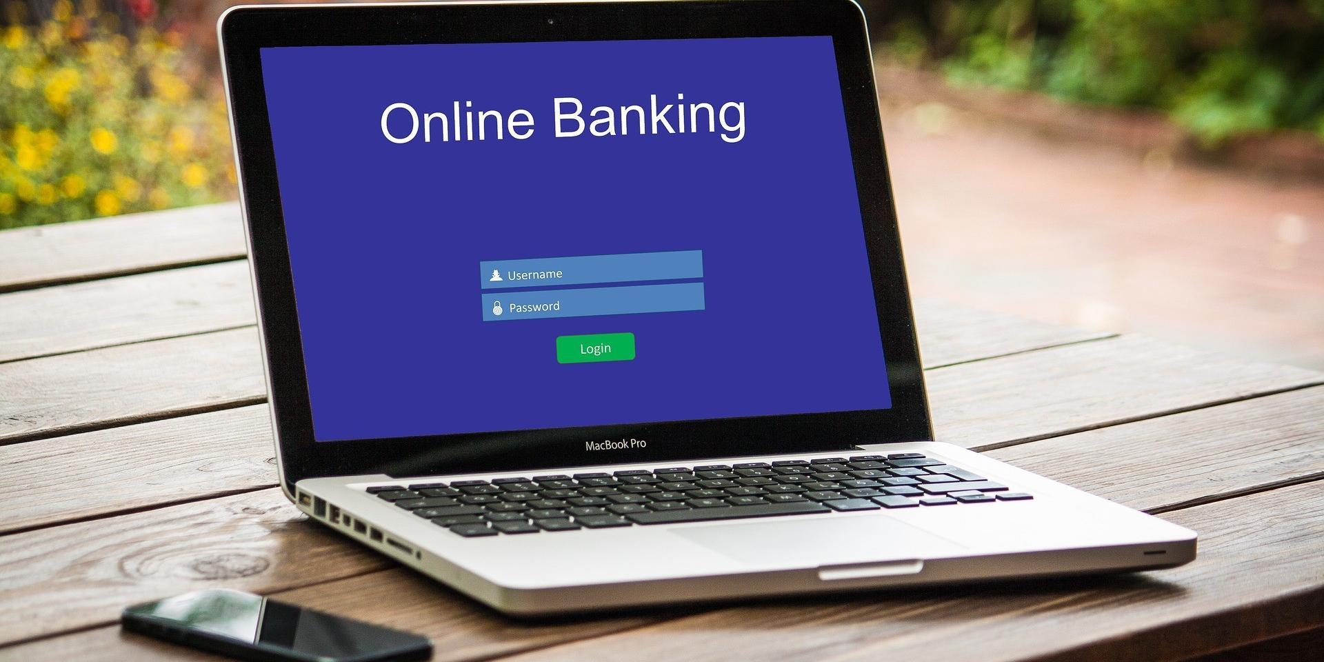 online-banking-3559760_1920