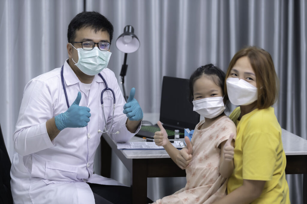 Parents Bring Their Daughter Doctor Influenza Vaccinationthe Mother Brought Child Doctor Clinic